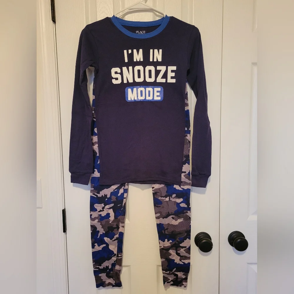 The Children's Place Blue and Gray Pajama Set